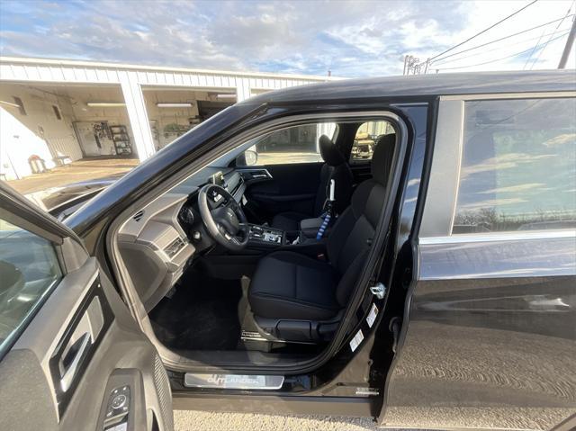 new 2024 Mitsubishi Outlander car, priced at $30,855