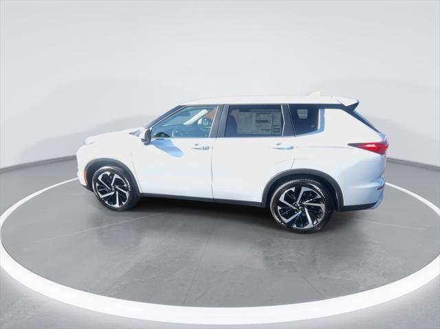 new 2024 Mitsubishi Outlander car, priced at $31,967