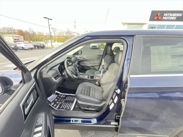 new 2024 Mitsubishi Outlander car, priced at $29,367