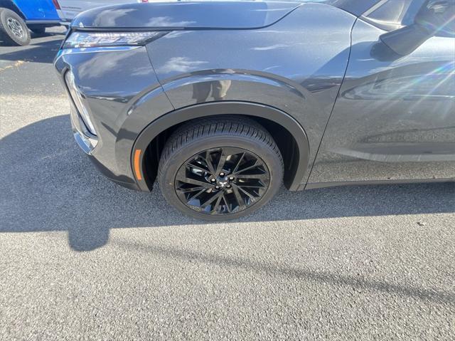 new 2024 Mitsubishi Outlander car, priced at $31,767