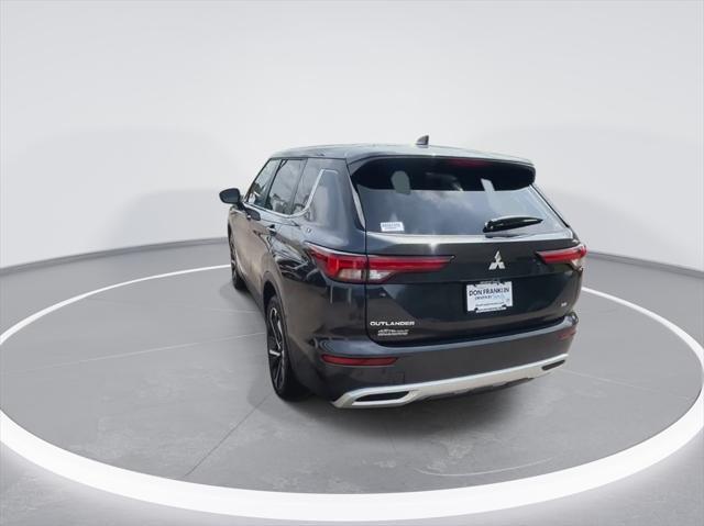 new 2024 Mitsubishi Outlander car, priced at $33,367