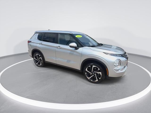 new 2024 Mitsubishi Outlander car, priced at $29,967