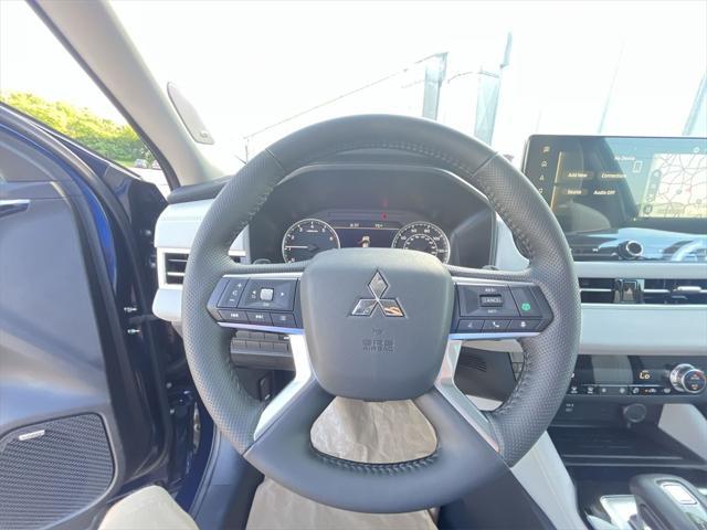 new 2025 Mitsubishi Outlander car, priced at $33,467