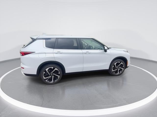 new 2024 Mitsubishi Outlander car, priced at $32,767