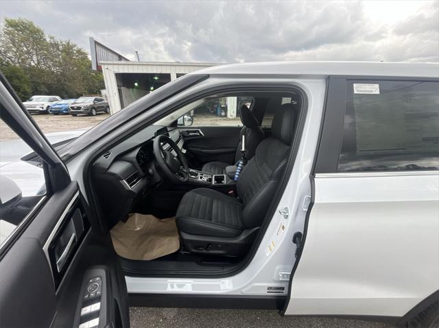 new 2024 Mitsubishi Outlander car, priced at $32,767