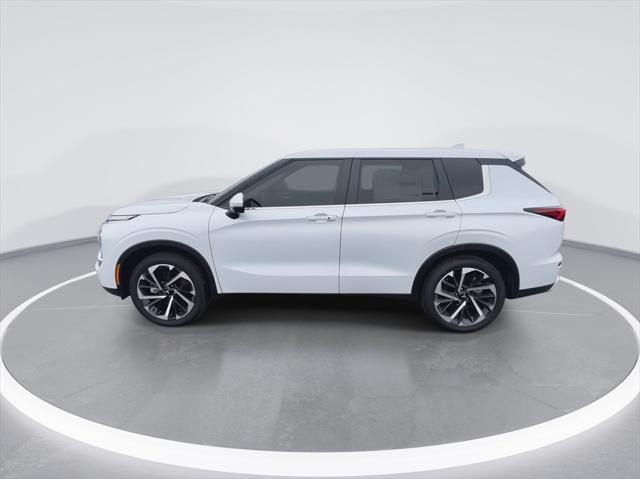 new 2024 Mitsubishi Outlander car, priced at $31,967