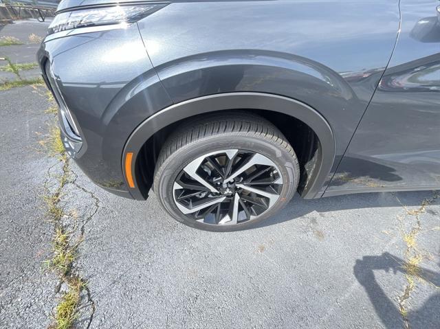 new 2024 Mitsubishi Outlander car, priced at $33,000