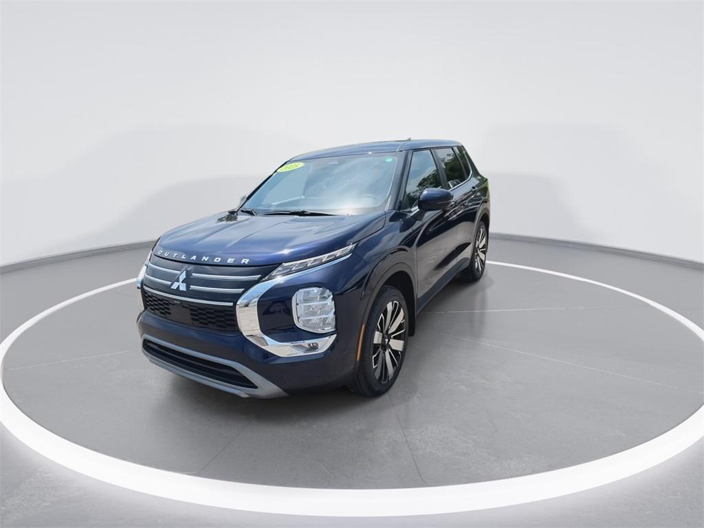 new 2025 Mitsubishi Outlander car, priced at $34,000