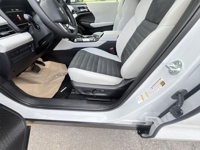 new 2025 Mitsubishi Outlander car, priced at $35,467