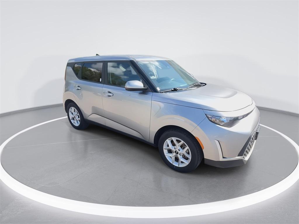 used 2024 Kia Soul car, priced at $18,995