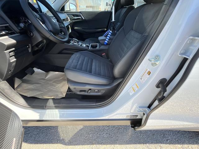 used 2024 Mitsubishi Outlander car, priced at $33,567