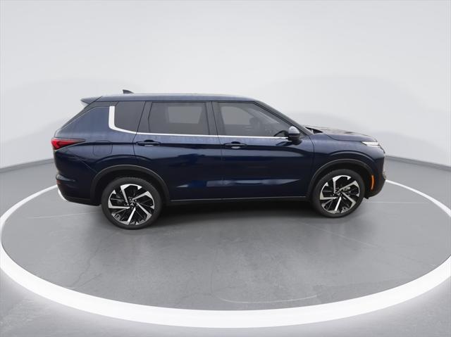 new 2024 Mitsubishi Outlander car, priced at $29,567