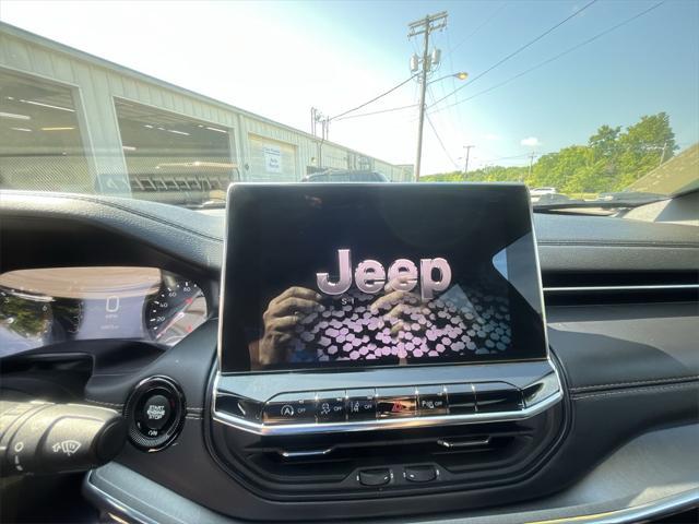 used 2022 Jeep Compass car, priced at $24,872