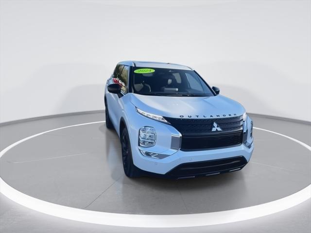 new 2024 Mitsubishi Outlander car, priced at $31,995