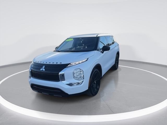 new 2024 Mitsubishi Outlander car, priced at $31,995