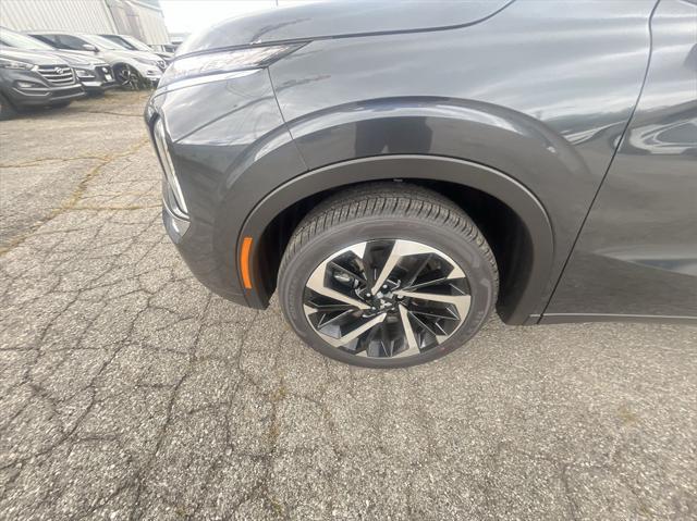 new 2024 Mitsubishi Outlander car, priced at $31,767