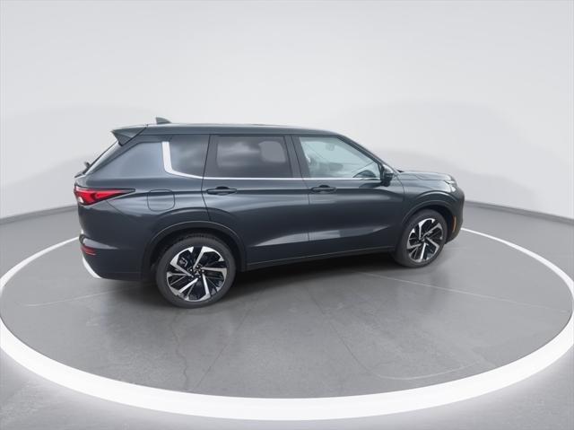 new 2024 Mitsubishi Outlander car, priced at $31,767