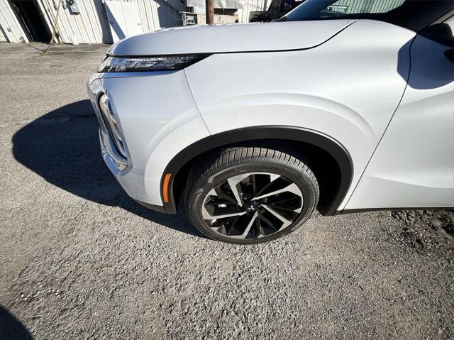 new 2024 Mitsubishi Outlander car, priced at $31,967