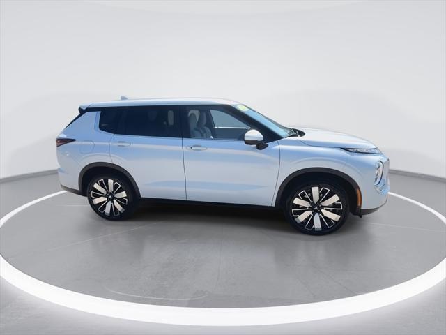 new 2025 Mitsubishi Outlander car, priced at $31,000