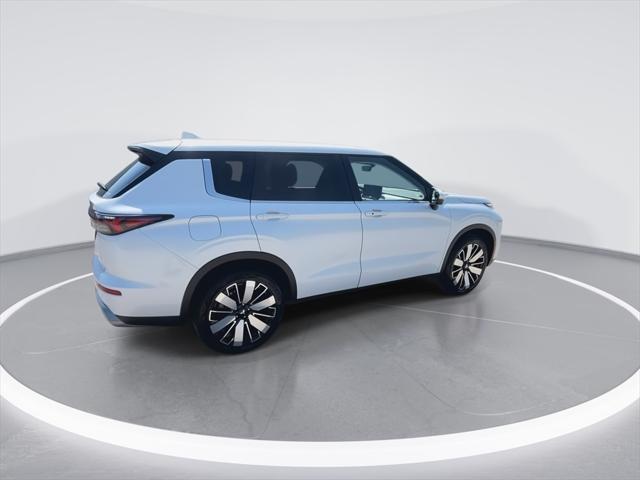 new 2025 Mitsubishi Outlander car, priced at $31,000