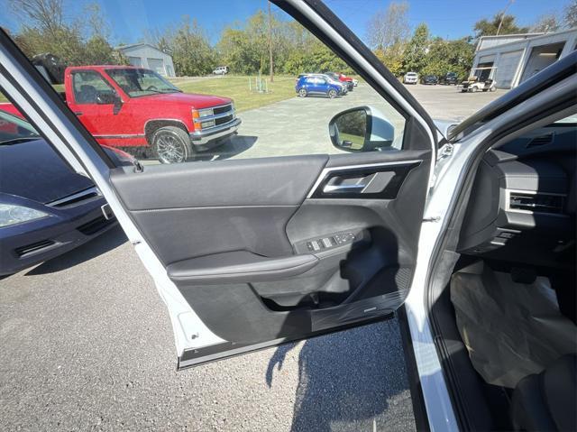 new 2024 Mitsubishi Outlander car, priced at $31,967