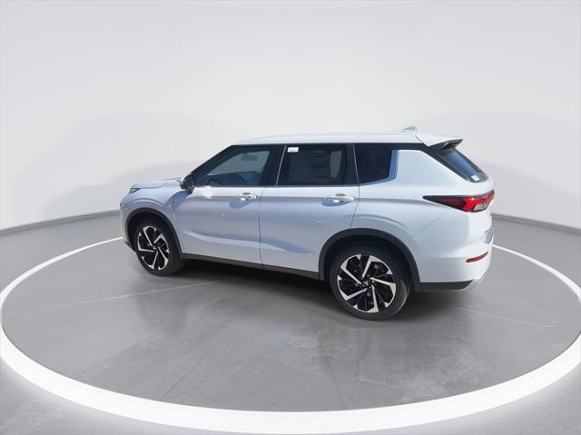 new 2024 Mitsubishi Outlander car, priced at $31,967