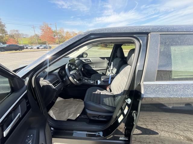 new 2024 Mitsubishi Outlander car, priced at $31,967