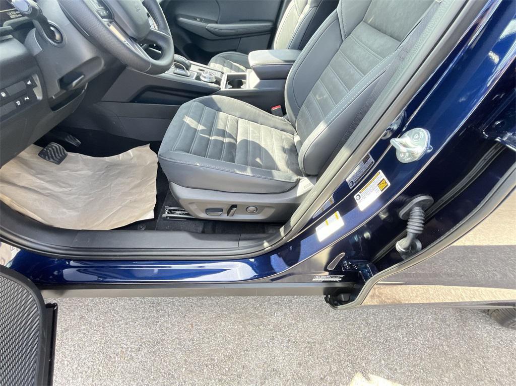 new 2025 Mitsubishi Outlander PHEV car, priced at $39,400