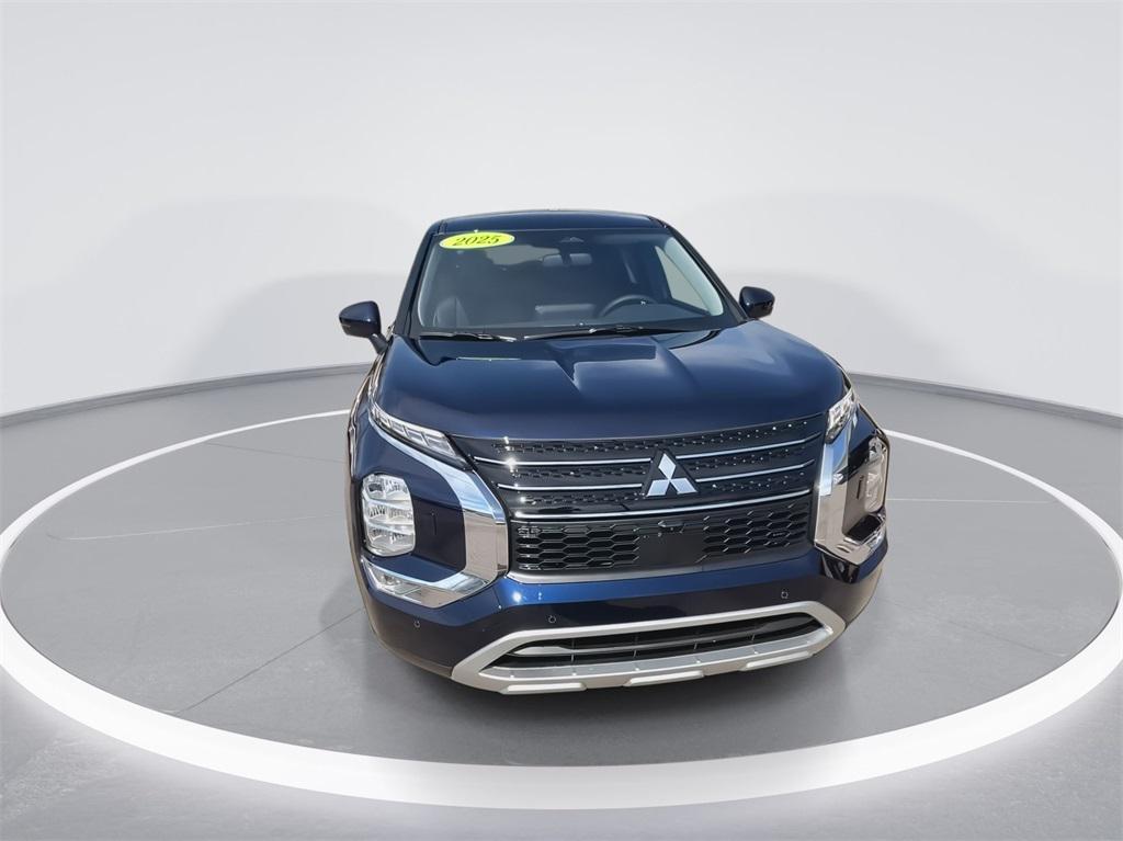 new 2025 Mitsubishi Outlander PHEV car, priced at $39,400