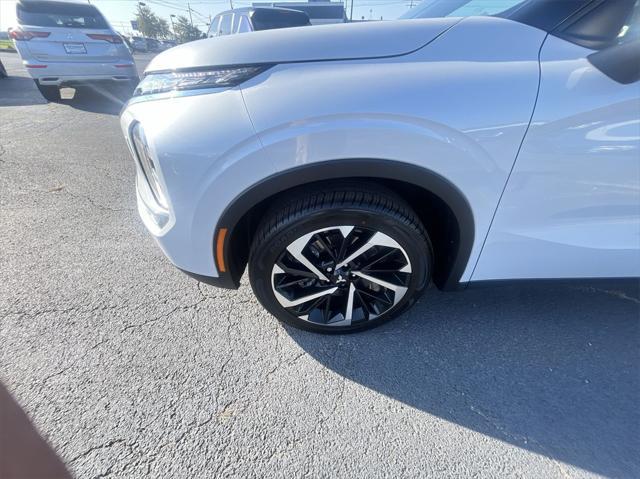 new 2024 Mitsubishi Outlander car, priced at $31,967