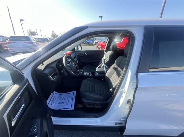 new 2024 Mitsubishi Outlander car, priced at $31,967