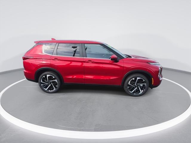 new 2024 Mitsubishi Outlander car, priced at $31,500