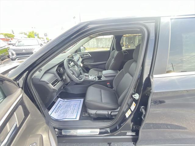 new 2024 Mitsubishi Outlander car, priced at $28,967