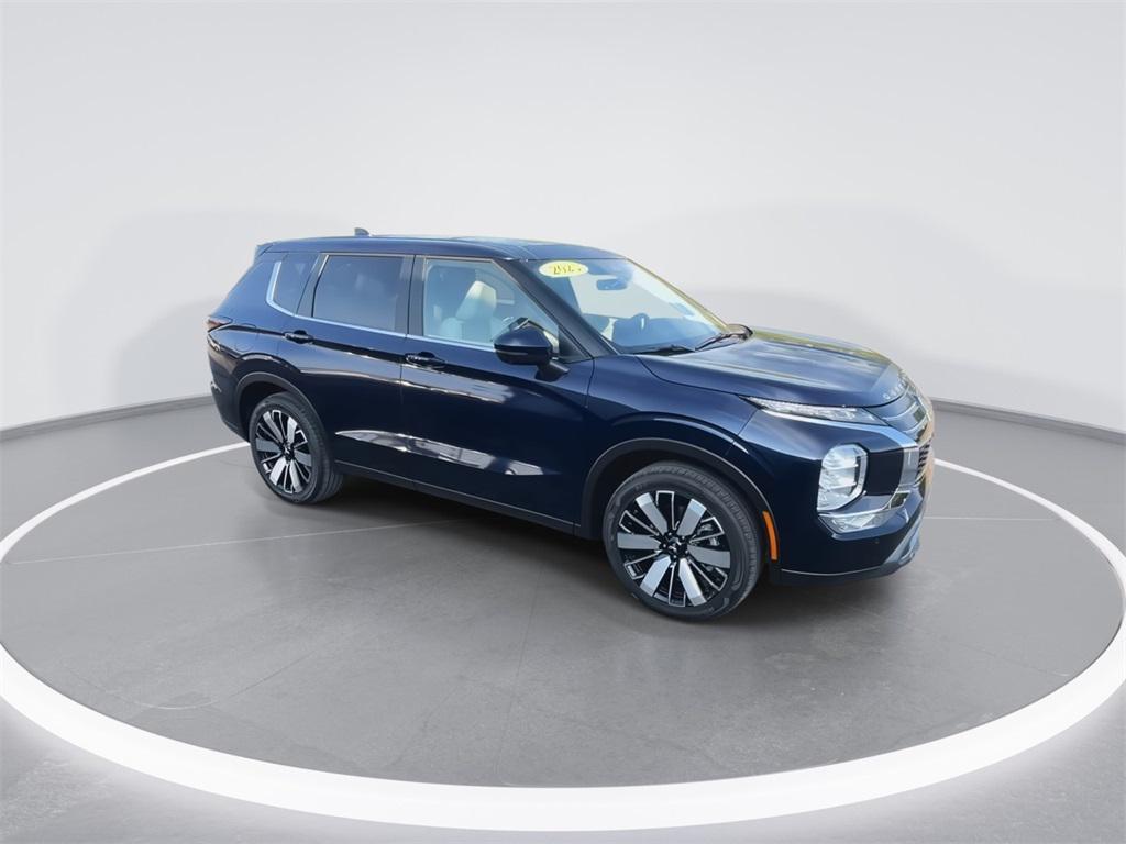 new 2025 Mitsubishi Outlander car, priced at $33,497