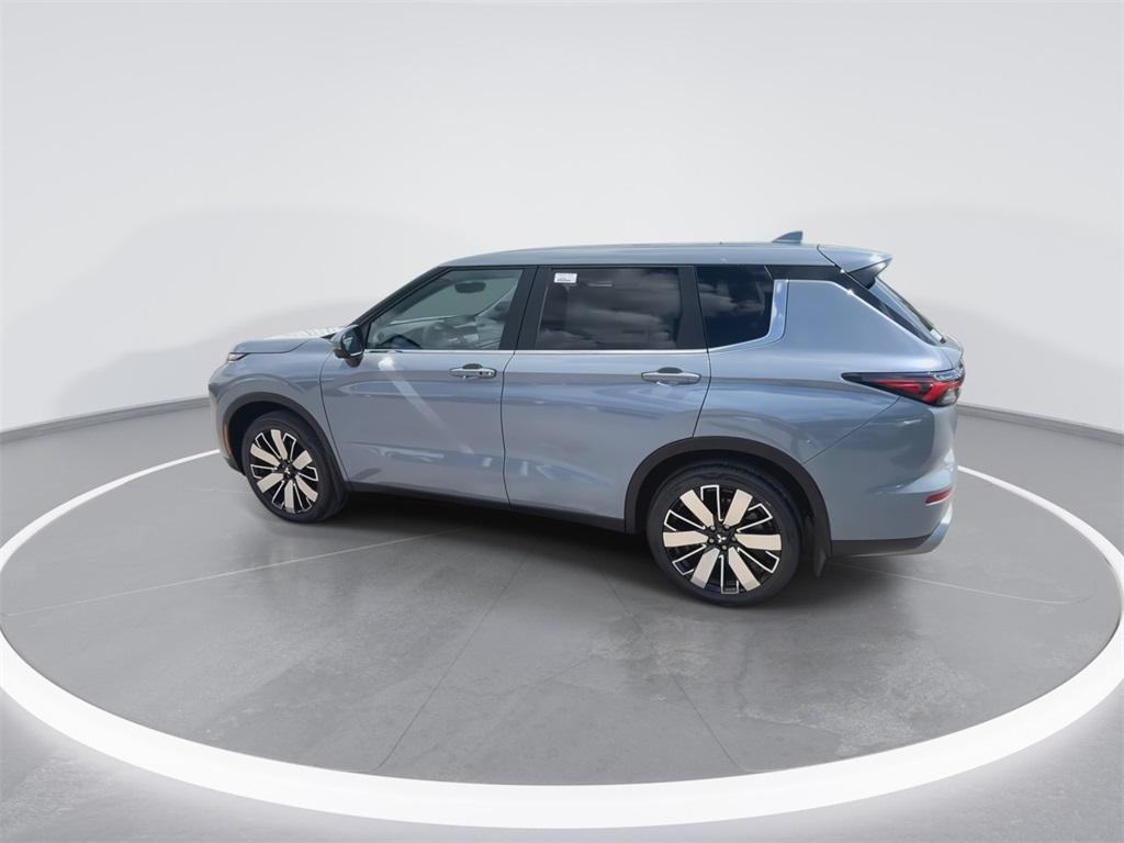 new 2025 Mitsubishi Outlander car, priced at $37,000