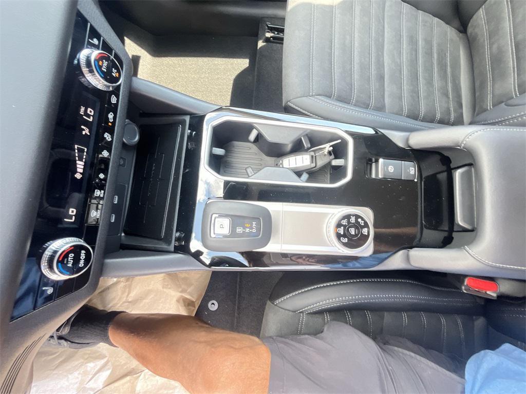new 2025 Mitsubishi Outlander car, priced at $37,000