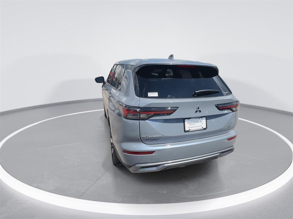 new 2025 Mitsubishi Outlander car, priced at $37,000