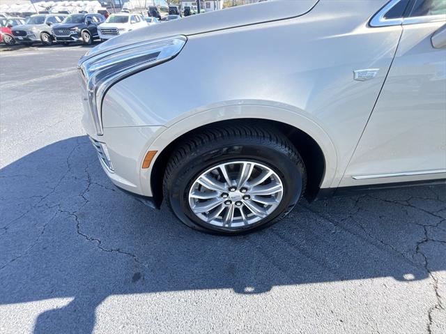 used 2017 Cadillac XT5 car, priced at $21,100