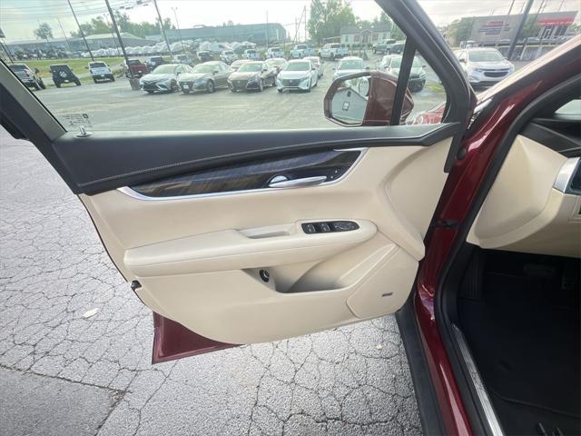 used 2018 Cadillac XT5 car, priced at $14,495