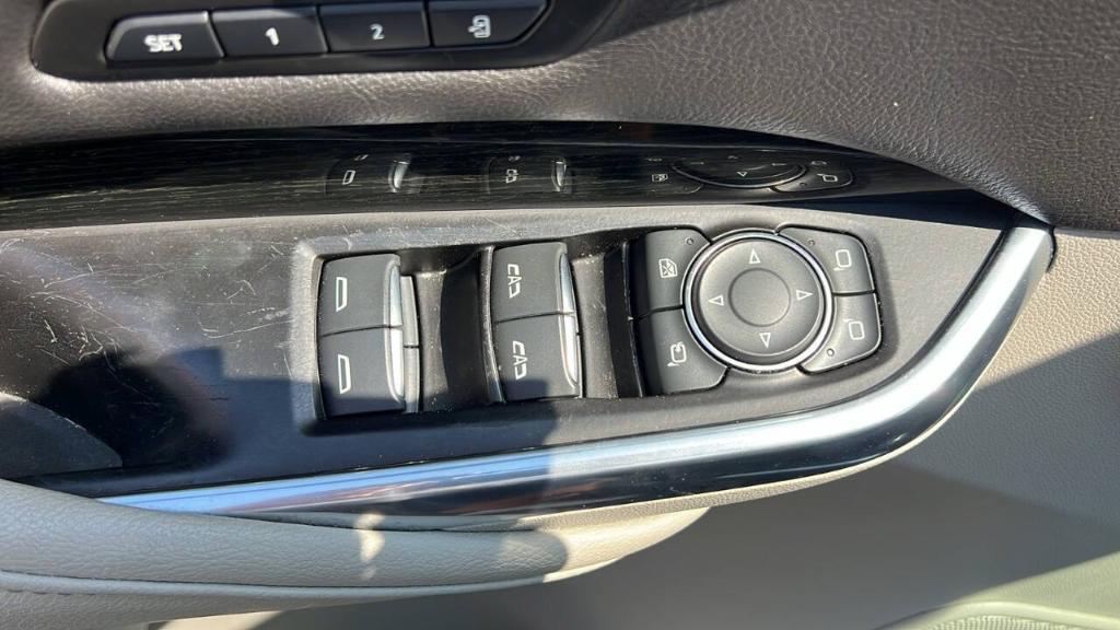 used 2019 Cadillac XT4 car, priced at $25,900