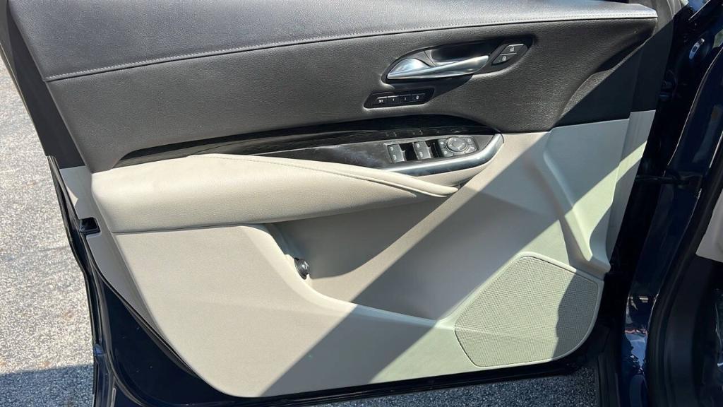 used 2019 Cadillac XT4 car, priced at $25,900