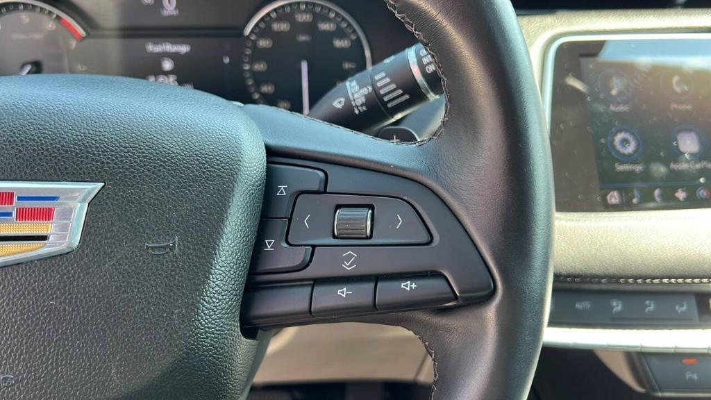 used 2019 Cadillac XT4 car, priced at $25,900