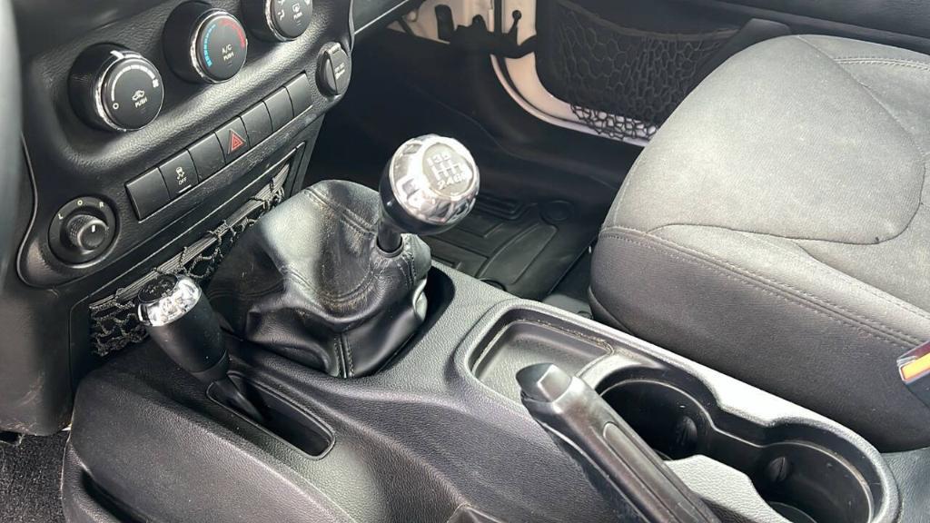 used 2016 Jeep Wrangler Unlimited car, priced at $14,900