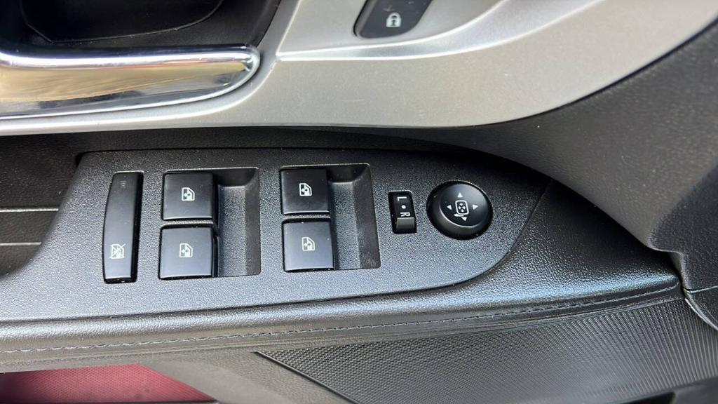 used 2015 Chevrolet Equinox car, priced at $7,900