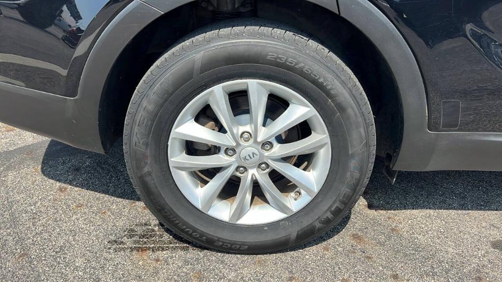 used 2017 Kia Sorento car, priced at $8,900