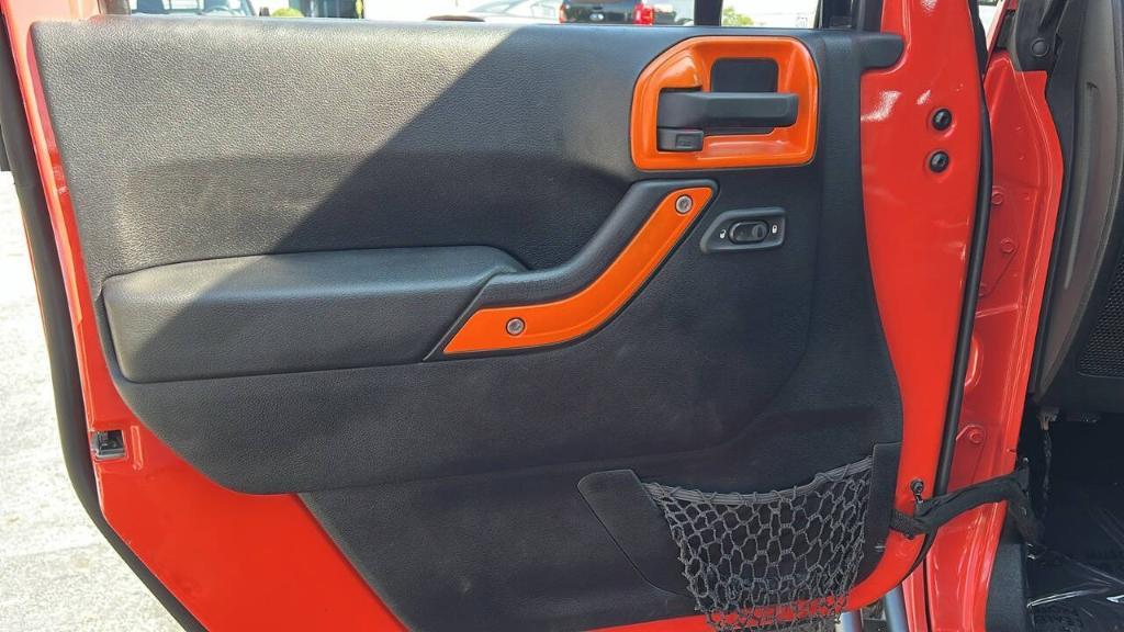 used 2015 Jeep Wrangler Unlimited car, priced at $18,900