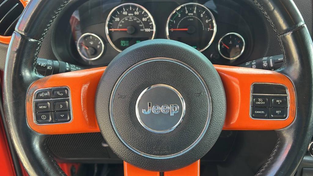 used 2015 Jeep Wrangler Unlimited car, priced at $18,900