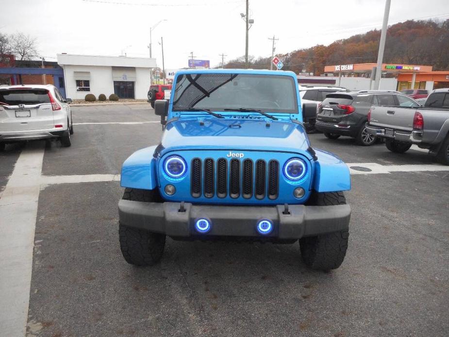 used 2015 Jeep Wrangler Unlimited car, priced at $19,900