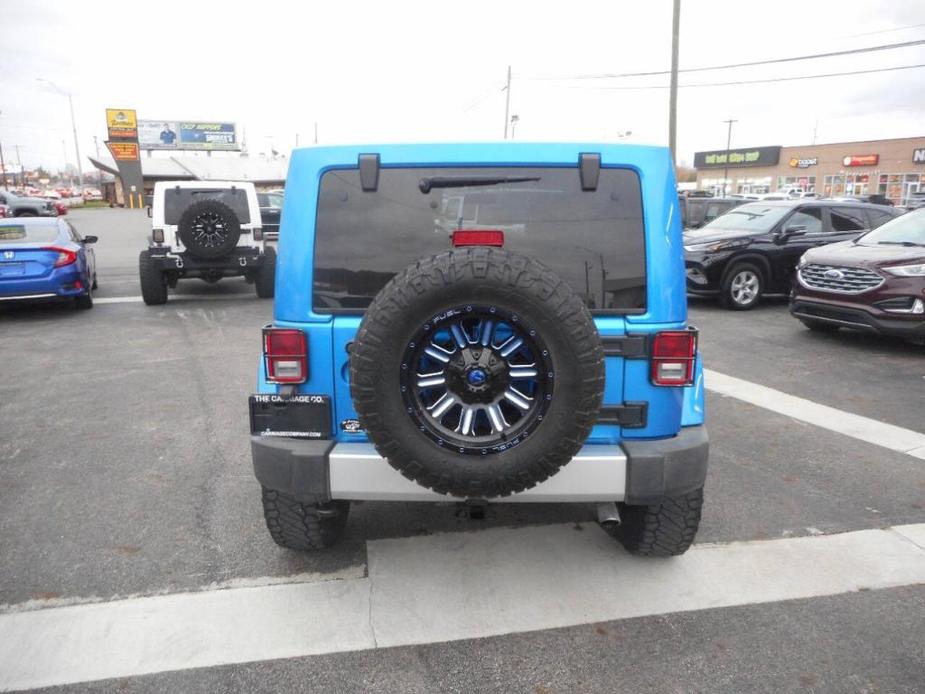 used 2015 Jeep Wrangler Unlimited car, priced at $19,900