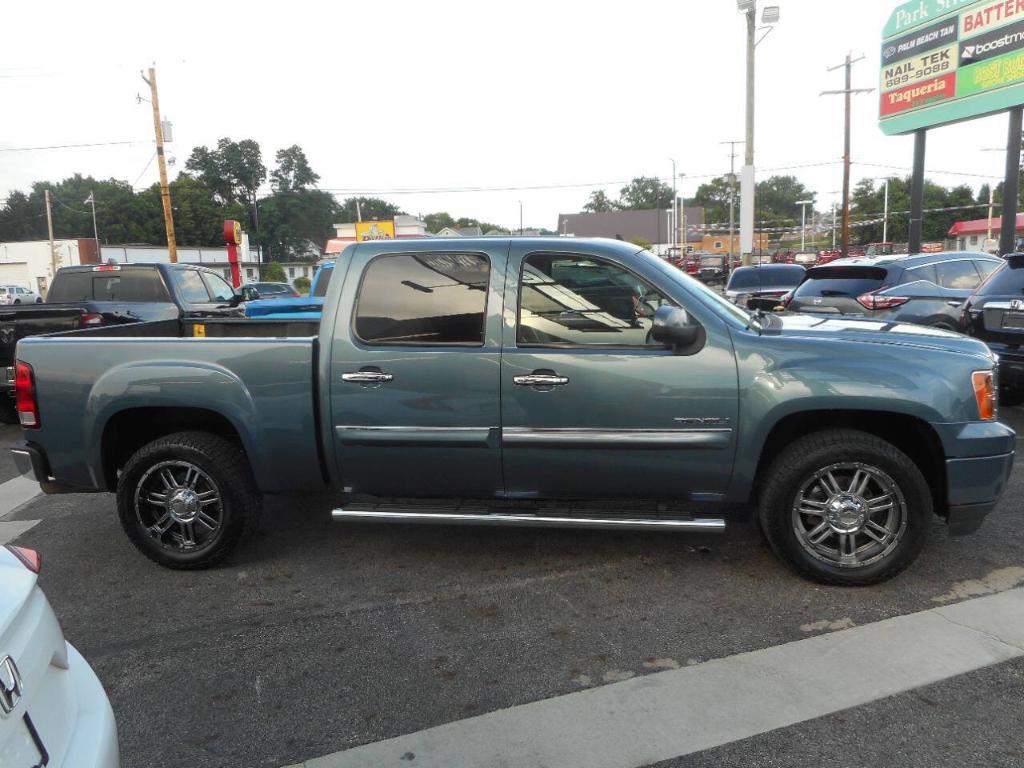 used 2011 GMC Sierra 1500 car, priced at $15,900